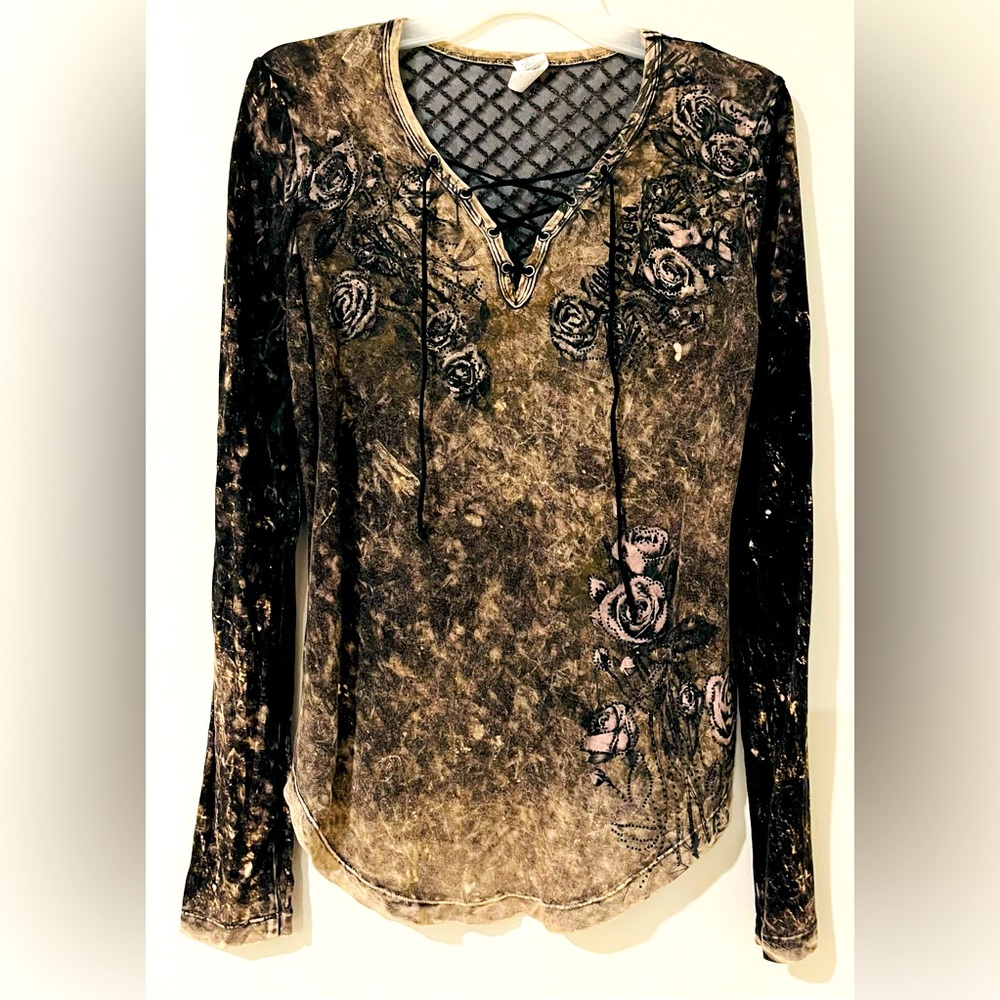 WOMENS TOP FROM BUCKLE